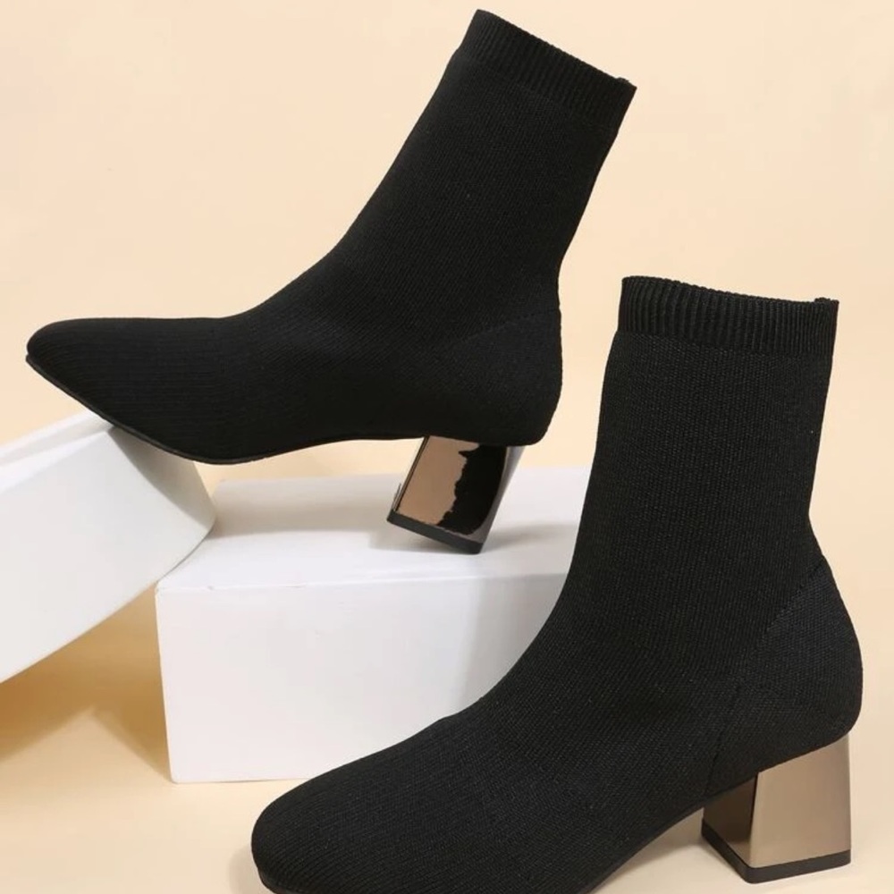 Brand new chunky boots